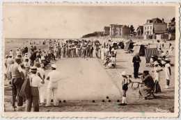 80 - B17928CPA - LE CROTOY - La Plage Joueurs De Boule - Bon état - SOMME - Le Crotoy