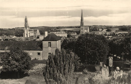 St Laurent Sur Sèvre * Vue D'ensemble Du Village , Prise Du Calvaire - Autres & Non Classés