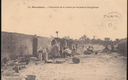 Maroc -- Marrakech --- Preparation De La Cuisine Par Les Femmes Senegalaises - Marrakech