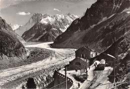 74-CHAMONIX-N°3822-B/0043 - Chamonix-Mont-Blanc