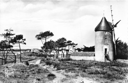 La Guérinière , Ile De Noirmoutier * Un Vieux Moulin à Vent , La Dune Et La Côte * Thème Molen - Noirmoutier