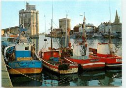 La Rochelle Nounours L'aigle Le France Alice Et Le Diamant A Quai  RR 1214 - La Rochelle