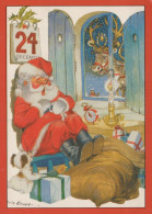 SANTA CLAUS CHRISTMAS Holidays Vintage Postcard CPSM #PAK688.GB - Santa Claus