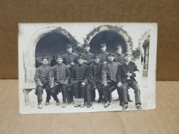 VANNES (56) Carte Photo Guerre 1914 Groupe De Soldats 148ème Régiment Infanterie - Vannes