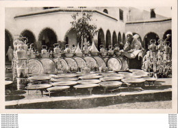 ALGERIE  SCENES ET TYPES  Métiers Et Activités Indigènes. Marchand De Cuivres ..... ( Ref FA1416 ) - Plaatsen