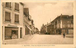 51* SUIPPES  Place Du Marche     RL03,1355 - Autres & Non Classés