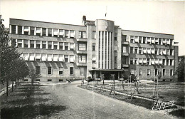 77* MONTEREAU L Hopital  (CPSM 9x14cm) RL07.0934 - Montereau