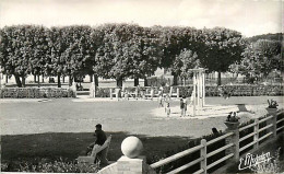 77* MONTEREAU Jardin D Enfants (CPSM 9x14cm)  RL07.0921 - Montereau