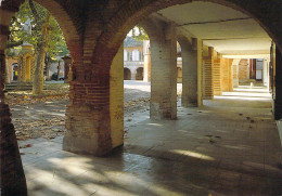 82 - Montauban - Place à Arcades - Montauban