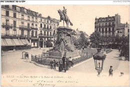 AGIP1-59-0035 - LILLE - La Place Richebe Et La Statue De Faidherbe  - Lille