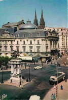 63 - Clermont Ferrand - La Place De Jaude - Le Théatre - La Cathédrale - Automobiles - CPM - Voir Scans Recto-Verso - Clermont Ferrand