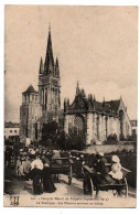 CPA 29 - LE FOLGOET (Finistère). 101. Basilique. Pèlerins Arrivant Au Bourg - Le Folgoët