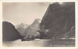 Norway - Turistskib I Troldfjord - Publ. Mittet & Co. 944 - Noruega