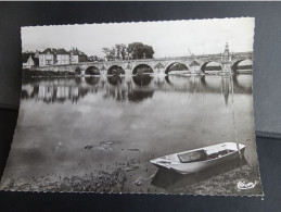 58 - CP CHARITE SUR LOIRE  - Vue Du Pont - C En 66-   0,70 - La Charité Sur Loire