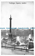 R078421 Trafalgar Square. London. Nelsons Monument - Andere & Zonder Classificatie