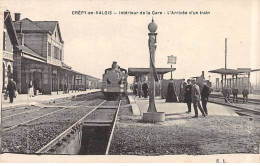 CREPY EN VALOIS - Intérieur De La Gare - L'Arrivée D'un Train - Très Bon état - Crepy En Valois