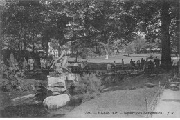 PARIS - Square Des Batignolles - Très Bon état - Markten, Pleinen