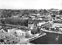 LALINDE - La Mairie Et L'Ecole - Très Bon état - Altri & Non Classificati