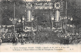 Guerre 1914 1919 - TOURS - Rentrée Du 66e D'Infanterie Le 14 Sept 1919 - Le Drapeau Et Sa Garde Défilant - Très Bon état - Tours