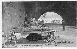 PARIS - Les Petits Métiers Parisiens - La Matelassière - état - Artisanry In Paris