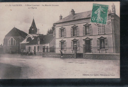 Cpa 89 Saint Valérien L'hôtel Lambert, Le Marché Couvert, Et L'église - Saint Valerien