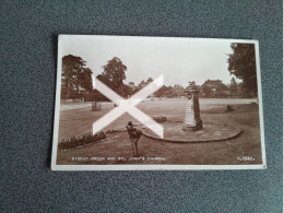 SIDCUP GREEN & ST JOHNS CHURCH OLD R/P POSTCARD KENT NOW LONDON - Autres & Non Classés