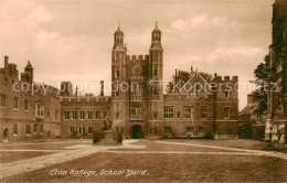 73839153 Eton  Berkshire UK Eton College School Yard  - Autres & Non Classés