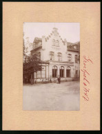 Fotografie Brück & Sohn Meissen, Ansicht Groitzsch, Am Gasthaus Zur Wiprechtsburg  - Orte