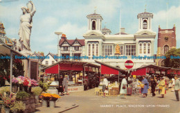 R081820 Market Place. Kingston Upon Thames. Salmon - Monde