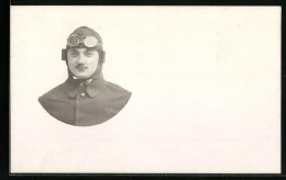 AK Portrait Eines Flugzeug-Piloten Mit Lederkappe Und Schutzbrille  - War 1914-18