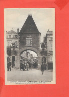 89 AUXERRE CONCOURS MUSIQUE 1934 Cpa Animée Reconstitution Porte Du Temple 1616 1825 Edit G Harry - Auxerre