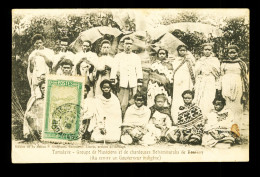 Madagascar Tamatave Groupe De Musiciens Et De Chanteuses Betsimisaraka De Besakay ( Au Centre Gouverneur Indigene ) - Madagascar