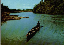 CPM Images Du Gabon Promenade En Pirogue - Gabon