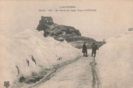 15 Cantal Auvergne Un Comble De Neige Route D' Apchon CPA - Sonstige & Ohne Zuordnung