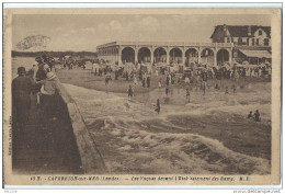 40 Landes Capbreton Les Vagues Devant Etablissement Des Bains - Capbreton