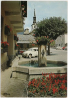 74. Gf. LES HOUCHES. Face à La Poste, Pittoresque Fontaine Fleurie. 51 - Les Houches