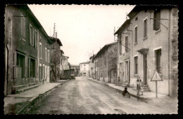 38 - SABLONS - LE CENTRE DU VILLAGE - Sonstige & Ohne Zuordnung