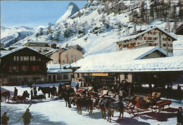 11385547 Zermatt VS Bahnhofplatz Pferdeschlitten Matterhorn  - Andere & Zonder Classificatie