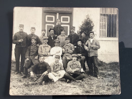 Carte Photo Militaire.militaria.guerre.WW1..régiment (carte Recoupée) - 1914-18