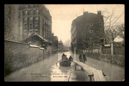 92 - ASNIERES - INONDATIONS DE 1910 - RUE D'ANJOU - Asnieres Sur Seine