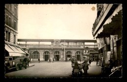 92 - ASNIERES - LA GARE DE CHEMIN DE FER - AUTOMOBILE JEEP HOTCHKISS ? - Asnieres Sur Seine