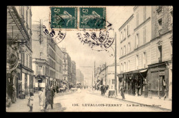 92 - LEVALLOIS-PERRET - LA RUE VICTOR HUGO - TAILLANDERIE GRAND - HOTEL DE L'AIN - Levallois Perret