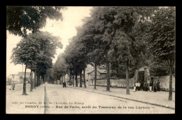 93 - BONDY - RUE DE PARIS - ARRET DU TRAMWAY DE LA RUE LACROIX - Bondy