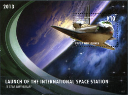 PAPUA NEW GUINEA - 2013 - SOUVENIR SHEET MNH ** - International Space Station - Papua New Guinea