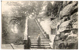 56 - LE FAOUET - L'Escalier Et LeBeffroi De La Chapelle Sainte-Barbe - Le Faouet