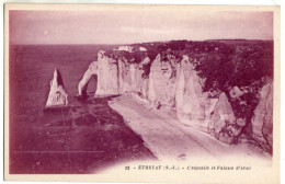 76 / ETRETAT - L'Aiguille Et Falaise D'Aval - Etretat