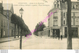 45.  PITHIVIERS .  Avenue De La Republique . - Pithiviers