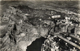 CONSTANTINE Vue Generale Aérienne Sur  Les Gorges Du Rhummel ,Paserelle Sidi L'Cid  Monument Aux Morts Et La Corniche  R - Constantine