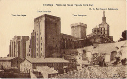84 - AVIGNON - Palais Des Papes (façade Nord-Est) - Avignon (Palais & Pont)
