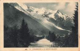 74-CHAMONIX ET LE MONT BLANC-N°T5270-B/0035 - Chamonix-Mont-Blanc